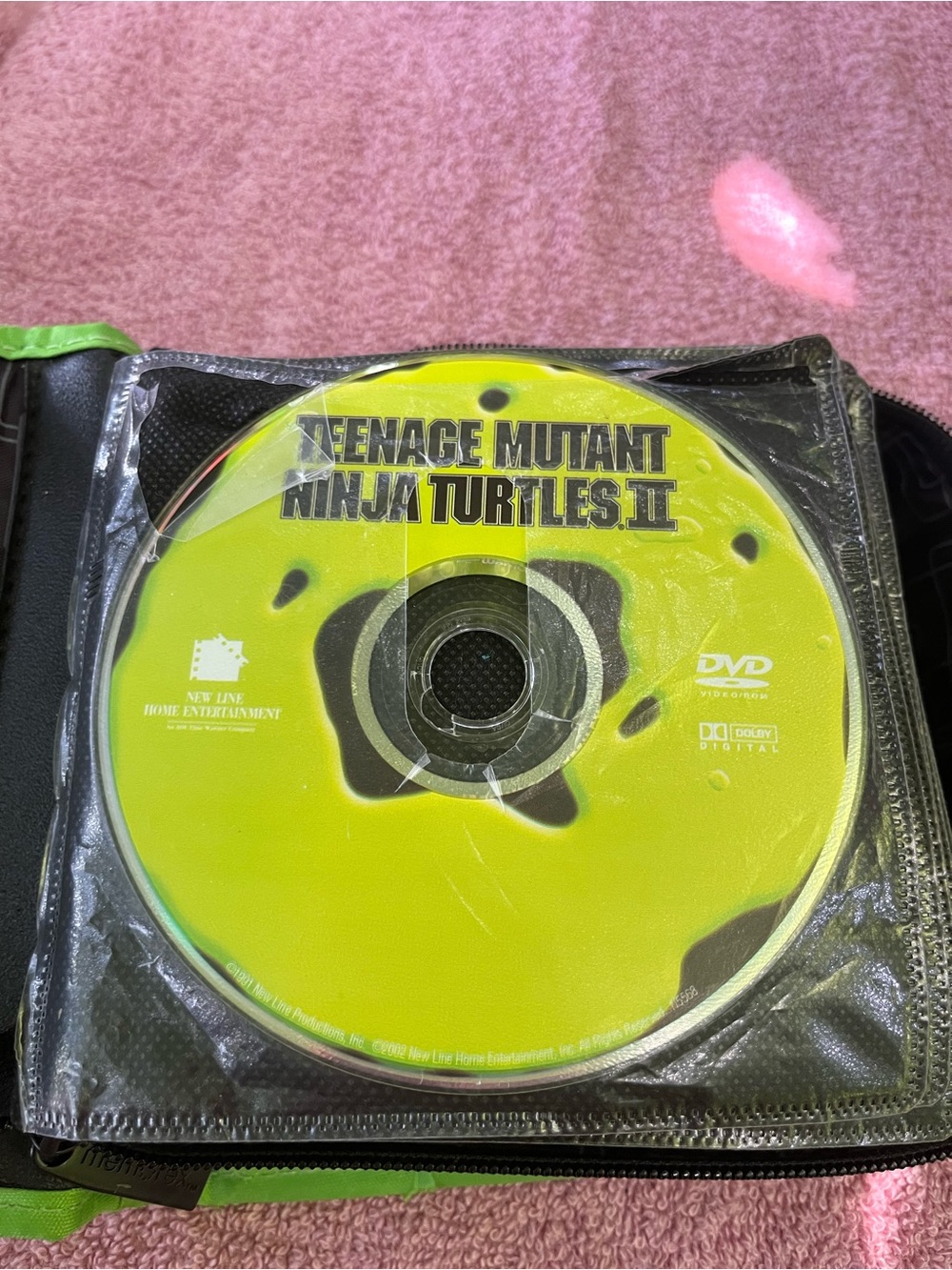 Teenage Mutant Ninja Turtles II Portable DVD - Neon Green Disc